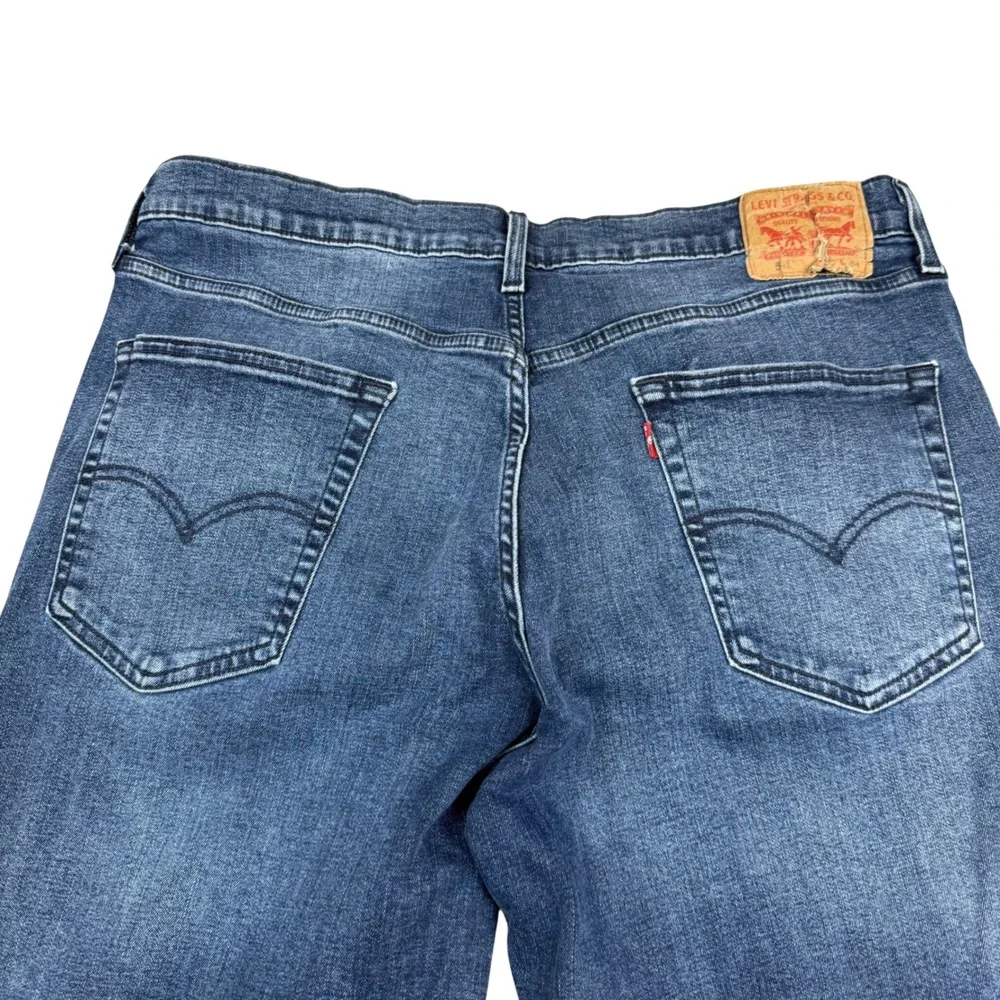 Levis 541 Athletic Taper Jeans Mens 36x34 Blue Medium Wash 18181-0216
